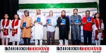আবৃত্তি শিল্পী কাজী মাহতাব সুমনের ‘ প্রিয় ১০০ আবৃত্তির কবিতার ‘ পাঠ উন্মোচন