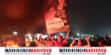 কুমিল্লা-৬ আসনে মনোনয়নবঞ্চনা: হাজী ইয়াছিনের সমর্থকদের বিক্ষোভ, ঢাকা-চট্টগ্রাম মহাসড়ক অবরোধ